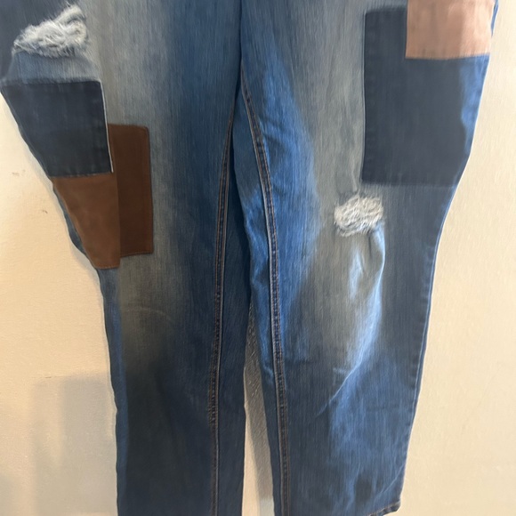 Cato 24W Cropped Jeans - Picture 3 of 7